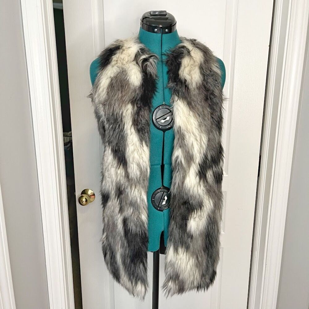 Almost Famous Faux Fur Open Front Knitted Back Lightweight Sweater Vest